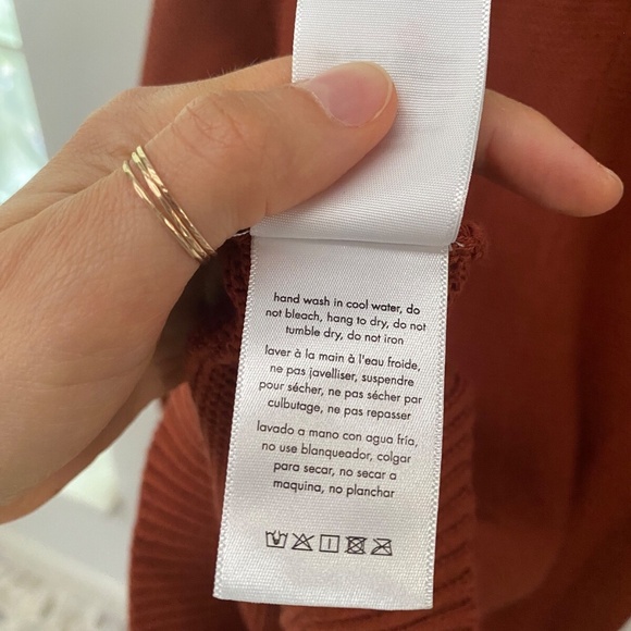 WeWoreWhat Long Sleeved Knit Burnt Orange Sweater Romper Half Button Size S/P - Picture 9 of 9